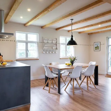 펜션 Landhaus Born *